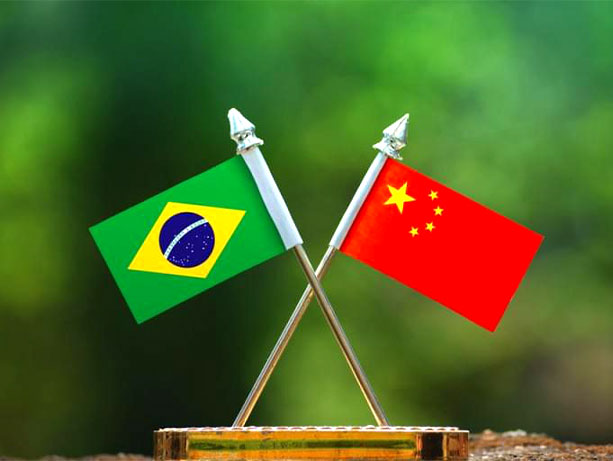 020522 capa China Brasil